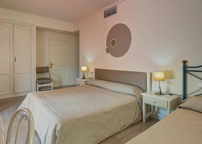Hotel Castell Blanc Empuriabrava