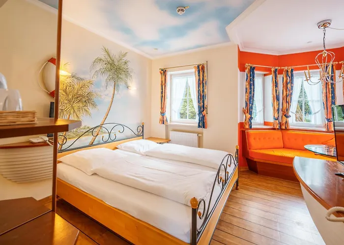 König Ludwig Design Hotel NEU Zimmer mit Sauna oder Whirlpool, genug Parkplatz Altötting