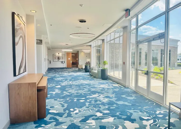 Delta Hotels By Marriott Colonial Heights