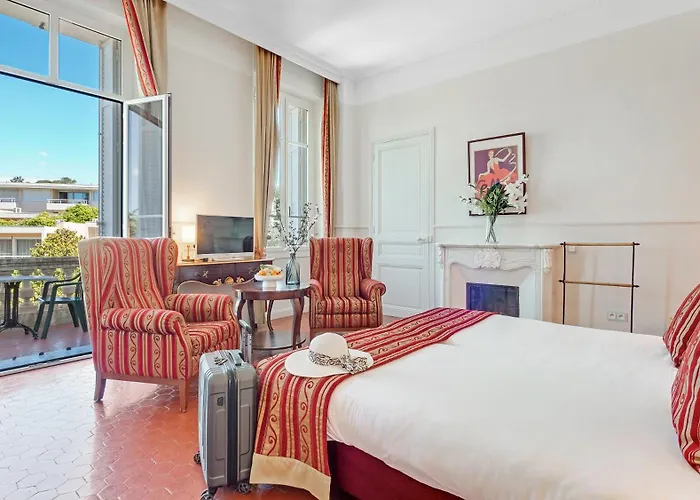 Hotel Les Tourelles Sainte-Maxime
