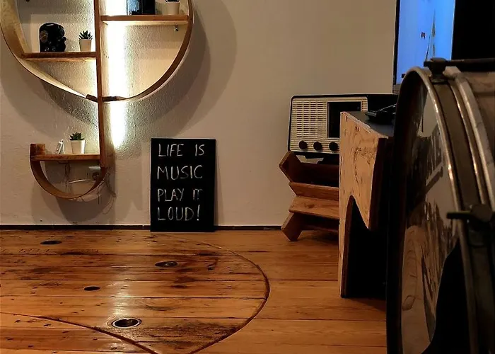 Casa 40Th-Music Wood House Hotel Óbidos