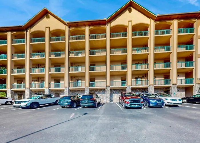 Summit Manor Condos Unit B3062 Gatlinburg