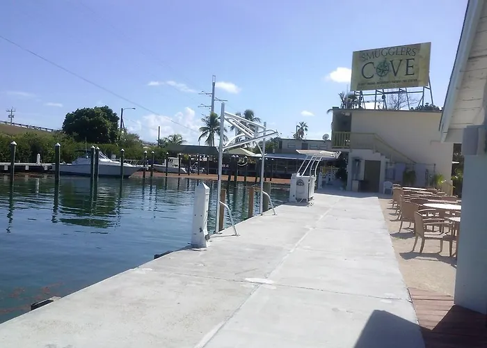 Smugglers Cove Resort And Marina Islamorada
