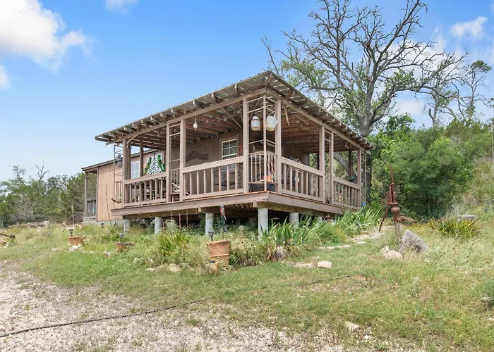 Artesia Hilltop Cabin