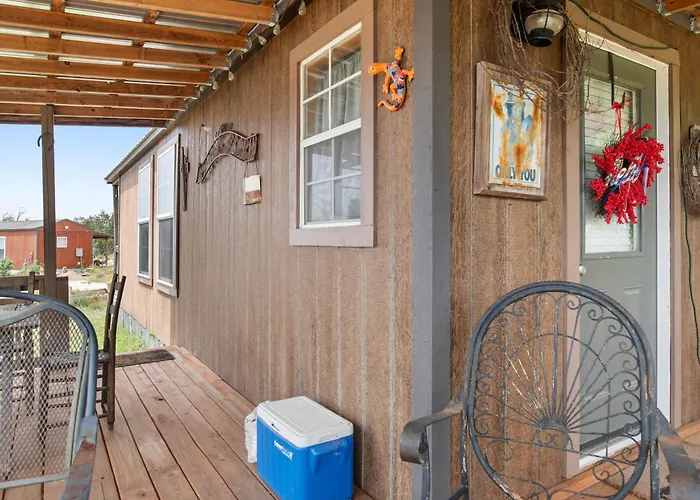 Artesia Hilltop Cabin