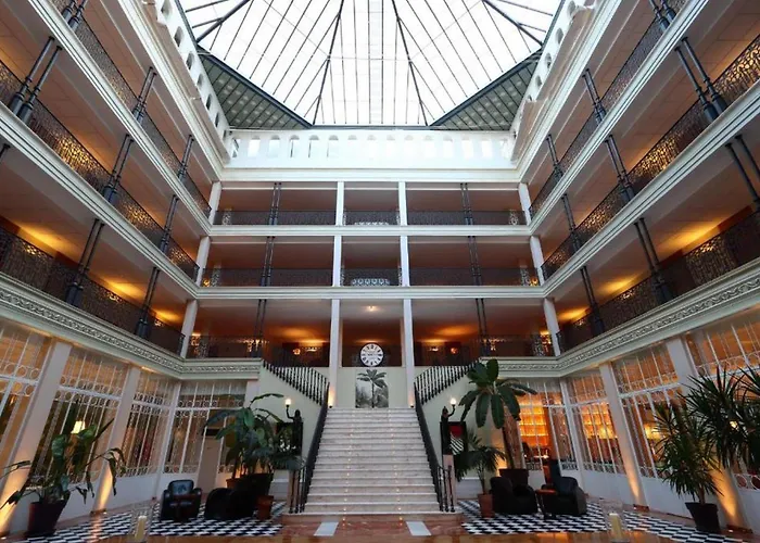 Gran Hotel Aqualange - Balneario de Alange