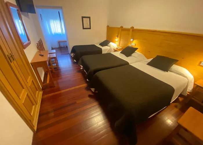 Hotel La Rambla Biescas 