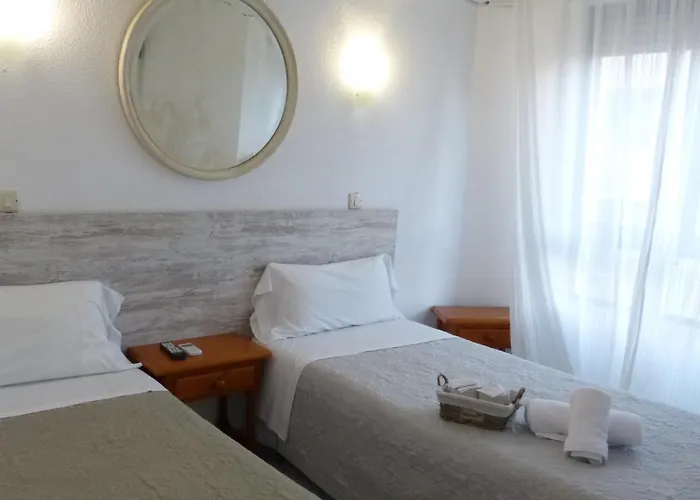Hostal Candeleda