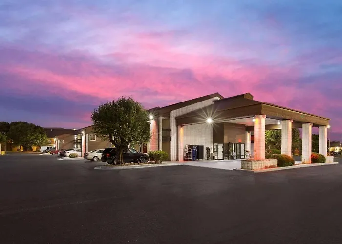 Econo Lodge Madison