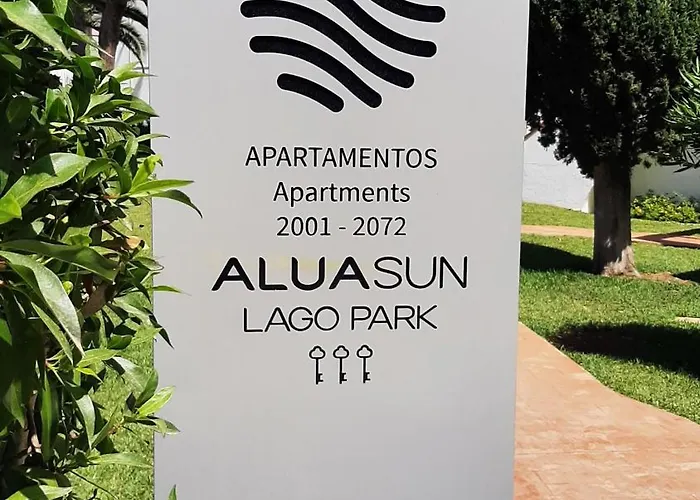 Aparthotel Flora Park & Aquarock Cala'N Bosch 