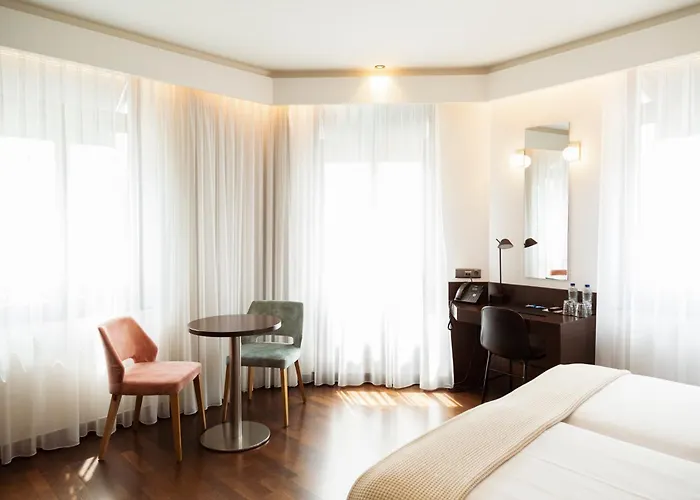 Hotel The Century