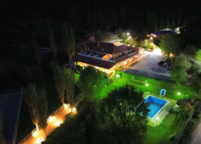 Hospedium Hotel Val De Pinares