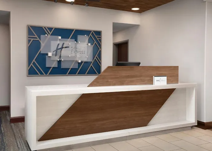 Holiday Inn Express & Suites By Ihg Chambersburg By Ihg