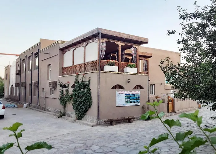 Guest House Dilorom B&B