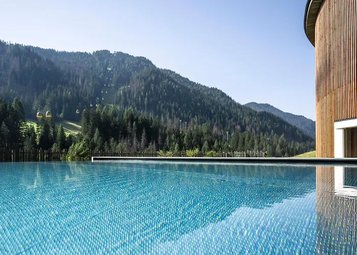 Wellness Hotel Gran Risa***S La Villa 