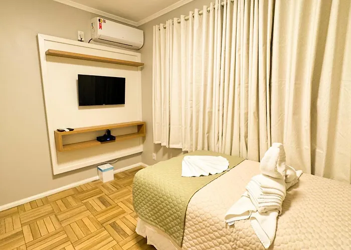 Fares Turis Hotel Uruguaiana