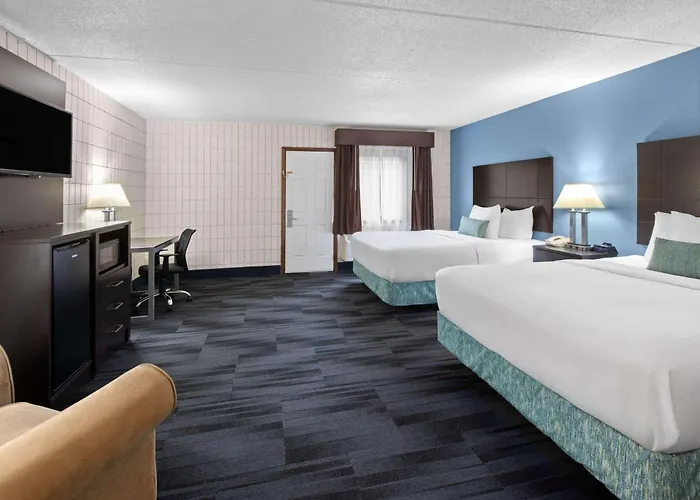 Baymont Inn And Suites By Wyndham Farmington, Mo