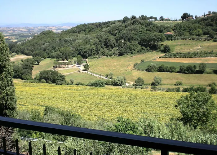 Hotel Sangallo B&B - Panoramic Position - Valley And Vineyard View- Family Run Montepulciano Stazione