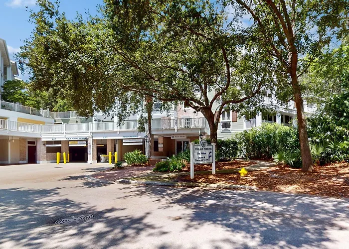 Baytowne Wharf - Pilot House #408