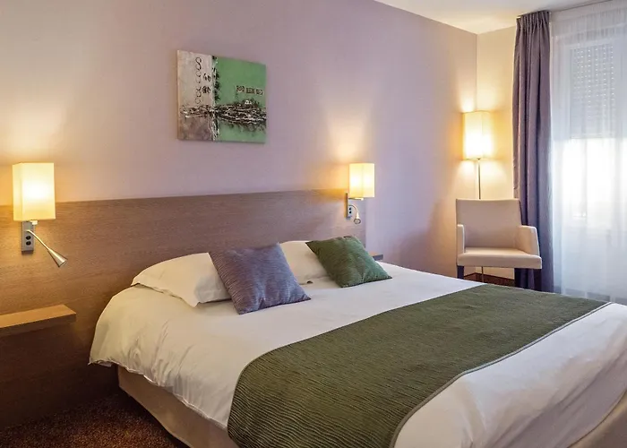 Hôtel Logis Entre Beauce et Perche Châteaudun