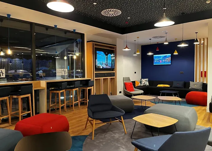 Holiday Inn Express Bilbao Airport By Ihg Derio