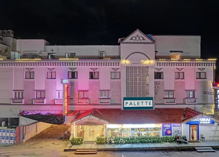 Oyo Palette - Hotel Victoria
