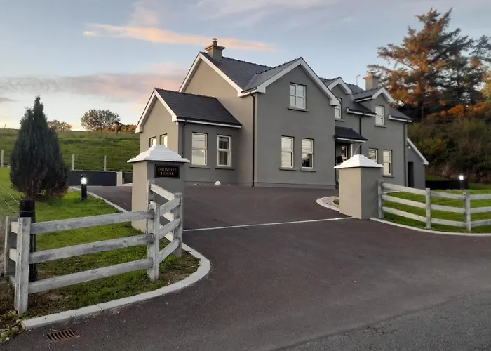Dromore House F94W57E