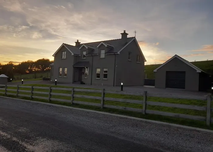 Dromore House F94W57E