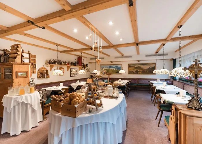 Al Plan, A Mountain Moving Hotel San Vigilio Di Marebbe