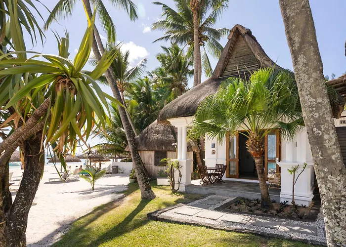 Constance Sakoa Boutik Hotel Trou aux Biches