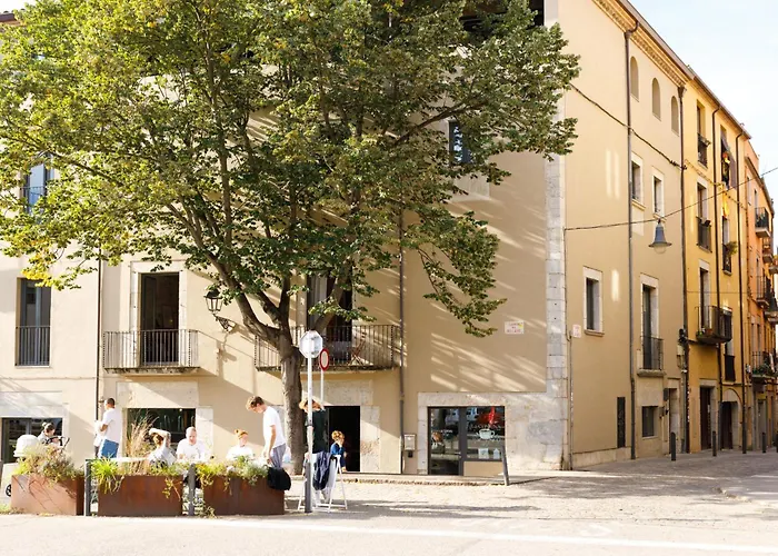 La Comuna by Bon Dia Residences Gerona