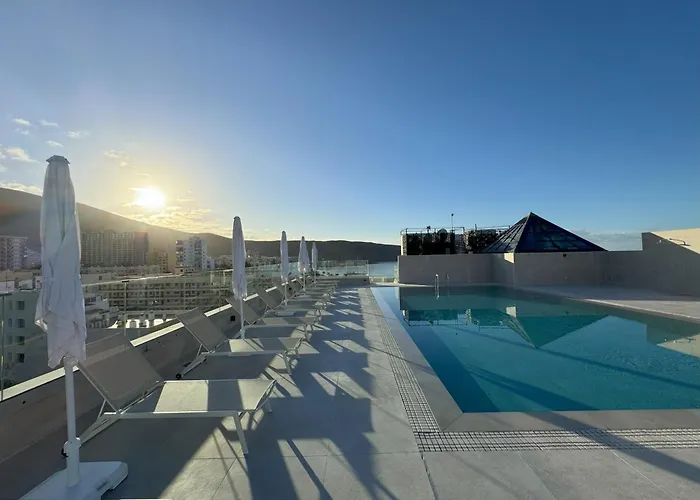 Hotel a Los Cristianos (Tenerife)