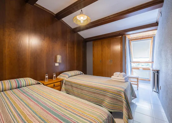 Hostal Los Valles Bielsa