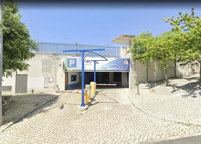 Casa Do Criativo Bed&Breakfast Almada