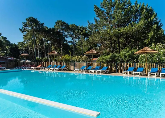 Camping 4 Etoiles - Parc Aquatique - Eeic0G