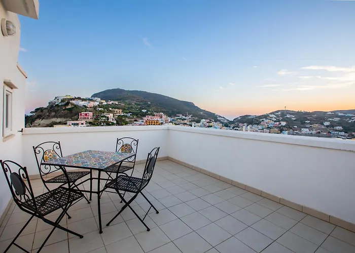 Hotel Torre Dei Borboni Ponza