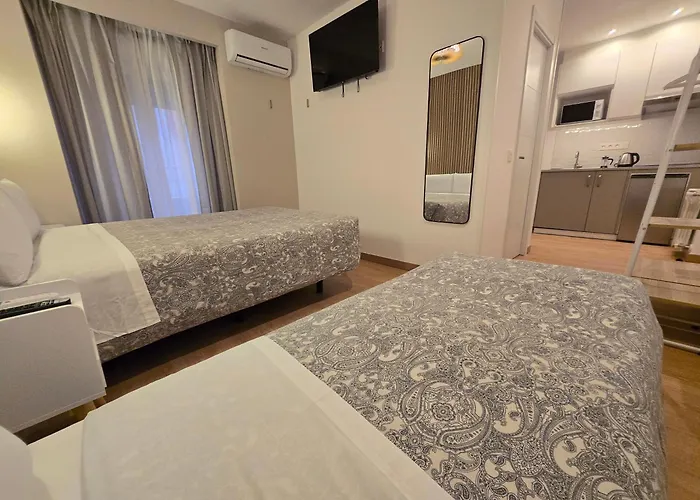 Hostal A Nuestra Senora De La Paloma Madri