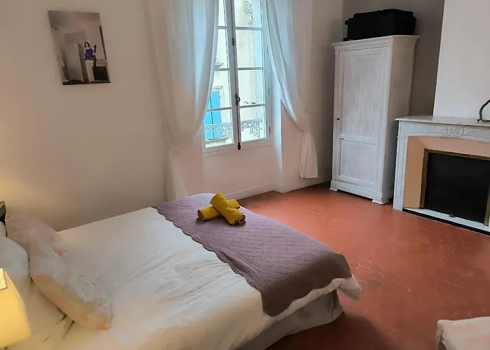 Les Chambres De Charlotte Cucuron