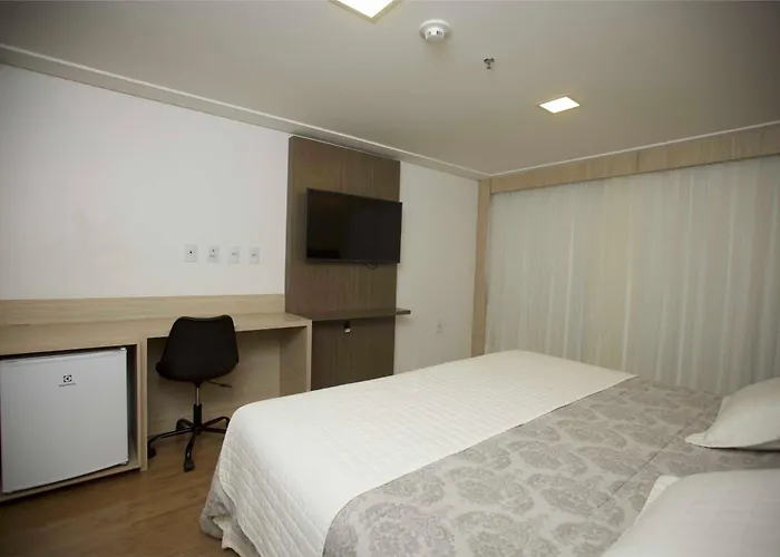 Mogano Premium Hotel - Eletroposto Chapecó