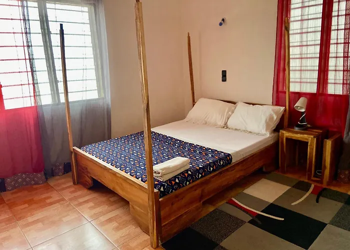 Le Colibri Guesthouse