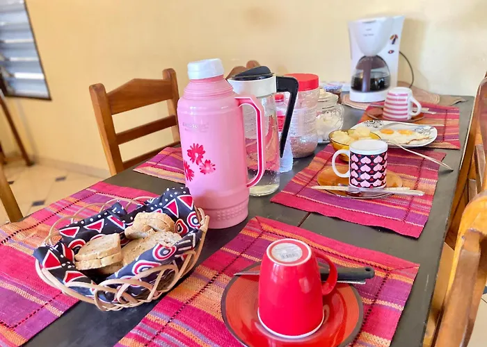 Le Colibri Guesthouse