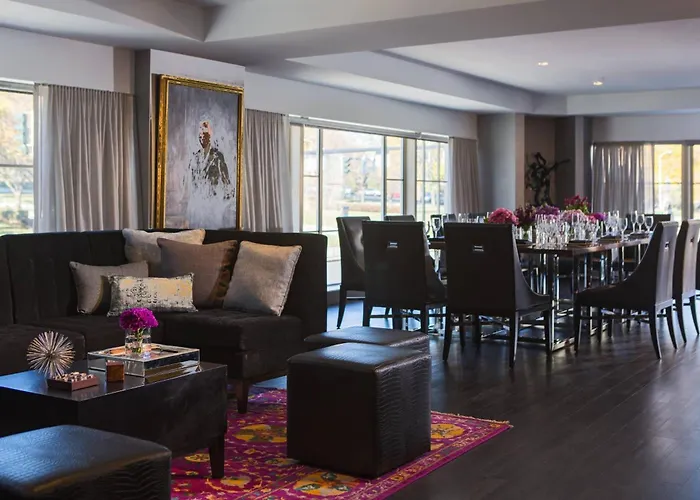 Renaissance Albany Hotel