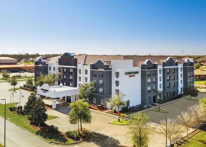 Courtyard By Marriott Houma