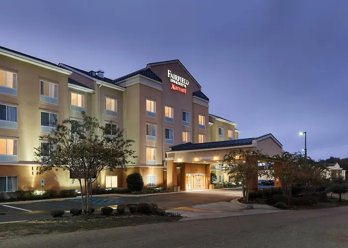 Fairfield By Marriott Ruston Hotel