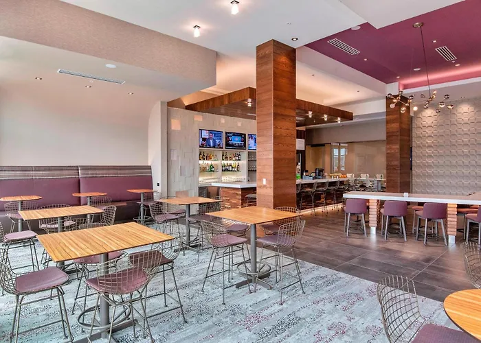 Courtyard By Marriott Raleigh Cary/Parkside Town Commons