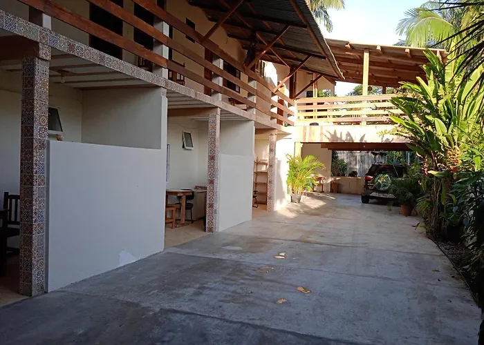 Hospedaria Recanto dos Pássaros