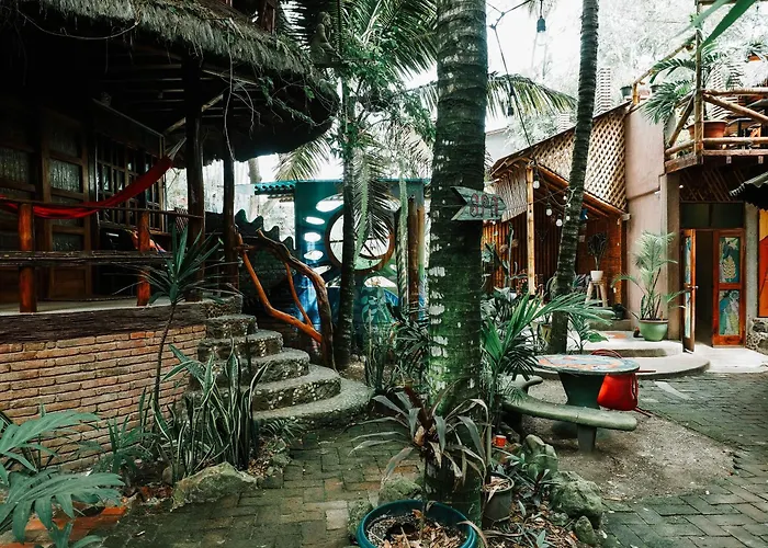 Balsa Surf Camp Hotel Montanita