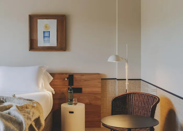 Hotels in Roses