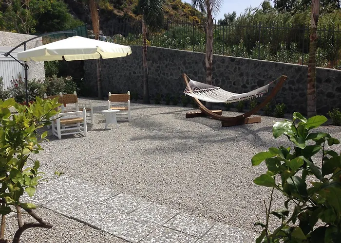 Bed and Breakfast Casa Arcada Vulcano 