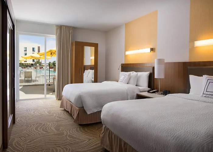Burbank Hotels